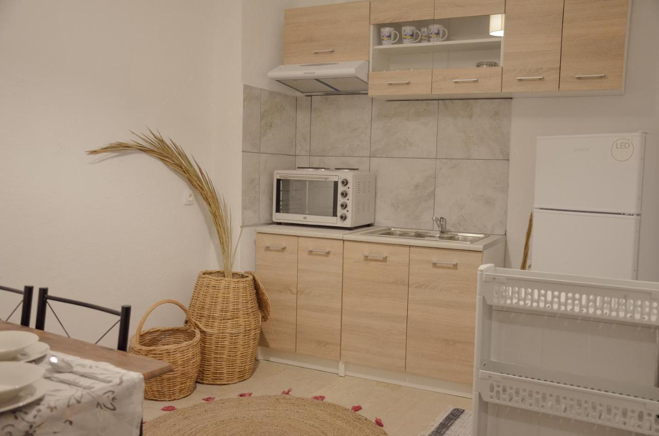 Vel Boutique Suites أغيا غاليني المظهر الخارجي الصورة