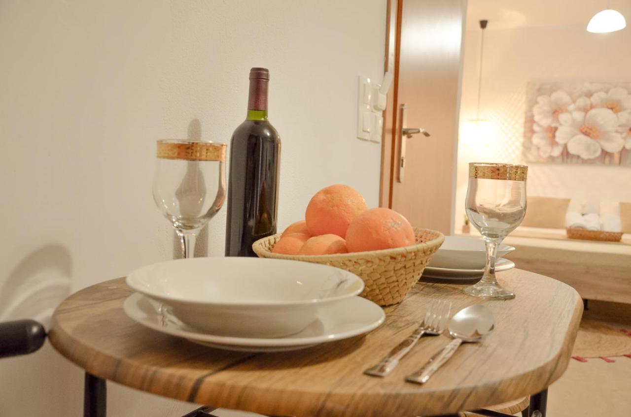 Vel Boutique Suites أغيا غاليني المظهر الخارجي الصورة